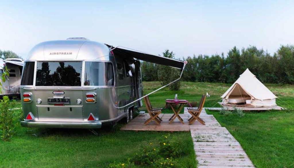 Airstream-Parks-box